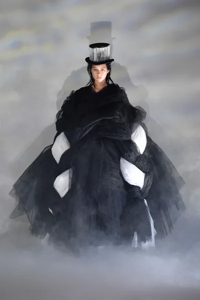 Look 20